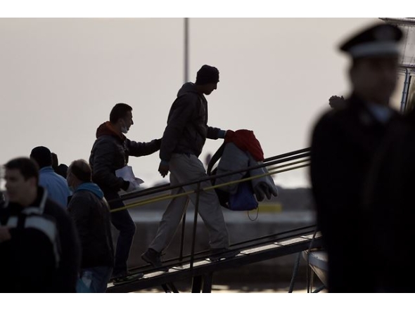 File photo of migrants being deported from US. 