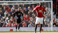 Manchester United's David De Gea looks dejected. Reuters / Carl Recine