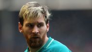 Barcelona's Argentinian forward Lionel Messi looks on during the Spanish league football match CA Osasuna vs FC Barcelona at the Reyno de Navarra (El Sadar) stadium in Pamplona on December 10, 2016.  AFP / CESAR MANSO