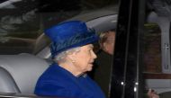 Britain's Queen Elizabeth and her husband Prince Philip arrive to attend a service at St. Mary Magdalene church in Sandringham, Britain January 8, 2017. REUTERS/Alan Walter
