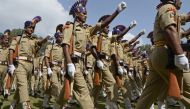 In this file photo taken on August 15, 2018 Indian Central Reserve Police Force (CRPF) troopers parade during celebrations marking India's 72nd Independence Day in Srinagar. / AFP / Tauseef MUSTAFA