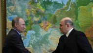 :Russian President Vladimir Putin attends a meeting with head of the Federal Taxation Service Mikhail Mishustin in Sochi, Russia November 20, 2018.( Sputnik/Alexey Nikolskiy/Kremlin via REUTERS)