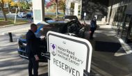 U.S. President Joe Biden's motorcade waits at the curb as he has his annual physical at Walter Reed National Military Medical Center in Bethesda, Maryland, U.S. November 19, 2021. REUTERS/Jonathan Ernst