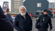 (FILES) Anti-whaling activist Paul Watson arrives for a court hearing in Nuuk, Greenland, on October 2, 2024. (Photo by Leiff Josefsen / AFP)
