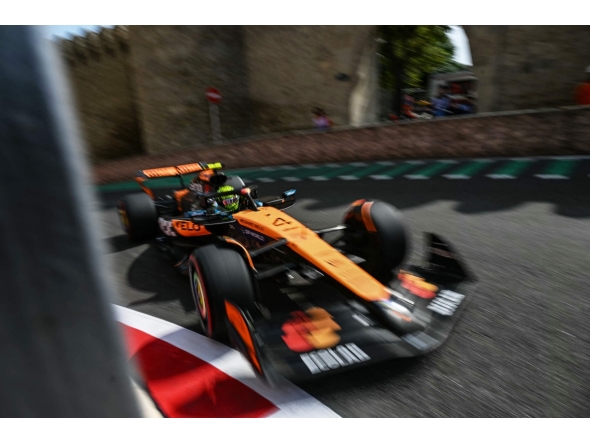 McLaren's British driver Lando Norris drives during a practice session of the Formula One Azerbaijan Grand Prix at the Baku City Circuit in Baku on September 19, 2025. (Photo by Ozan KOSE / AFP)