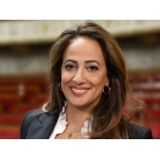 Amélia Lakrafi