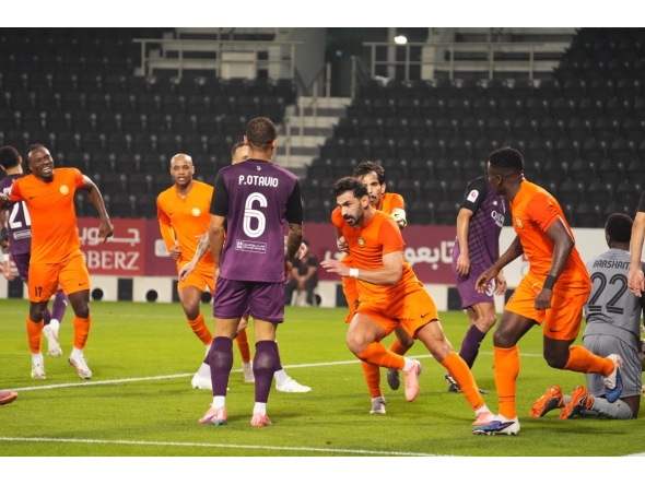 Umm Salal handed title-favourites Al Sadd a shocking 5-2 defeat at the Jassim Bin Hamad Stadium. 