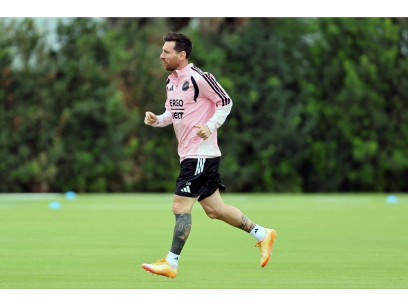 Lionel Messi #10 of Inter Miami CF runs during a training session at Florida Blue Training Center on April 15, 2026 in Fort Lauderdale, Florida. Photo by Leonardo Fernandez / GETTY IMAGES NORTH AMERICA / Getty Images via AFP
