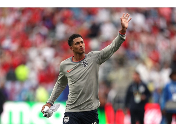 England's Jude Bellingham applauds fans after the 2-0 win against Panama at New York New Jersey Stadium on June 27, 2026 in East Rutherford, New Jersey. PIC: AFP