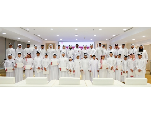 Officials and participants during the closing ceremony.