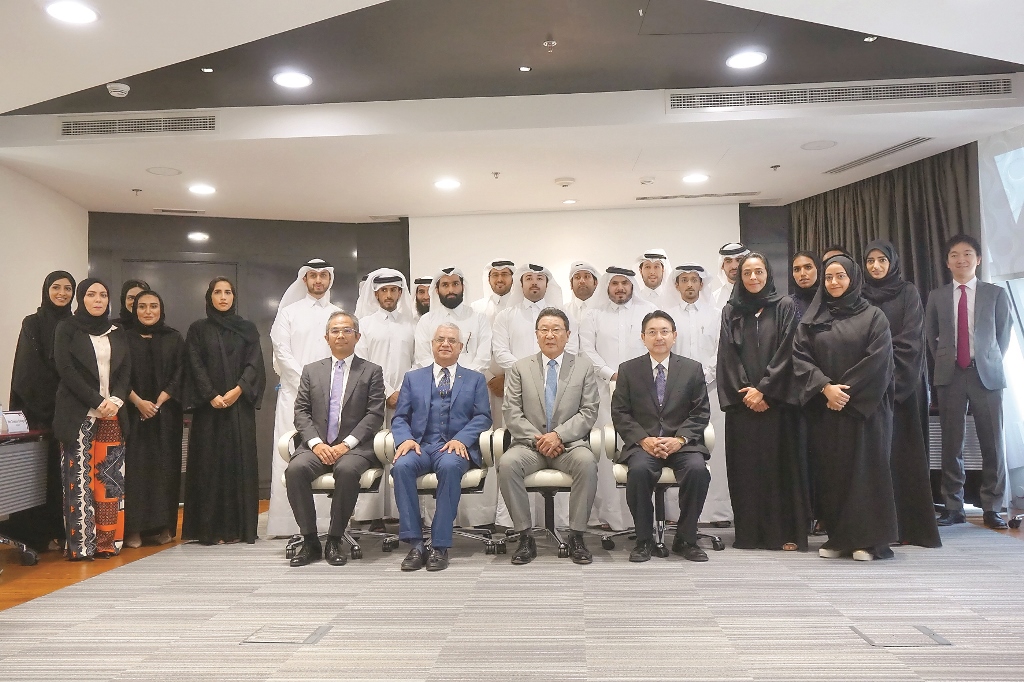 Ambassador of Japan to Qatar, Shingo Tsuda, and other officials with Qatari young leaders who are participating in the Rising Leaders Program of Qatar Leadership Center (QLC). 