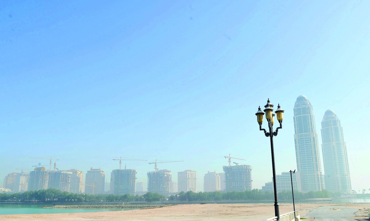 A blanket of fog at The-Peal Qatar yesterday. Pic: Kammutty VP / The Peninsula 