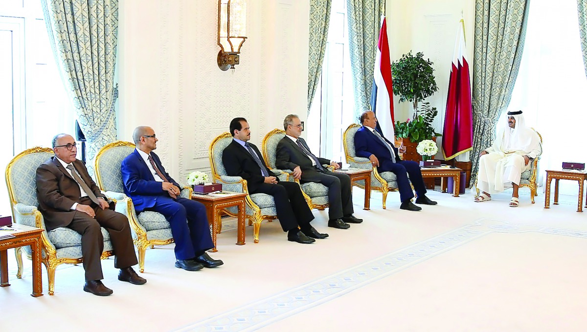 Emir H H Sheikh Tamim bin Hamad Al Thani with President of Yemen, Abdrabuh Mansour Hadi, and the accompanying delegation at the Emiri Diwan yesterday.