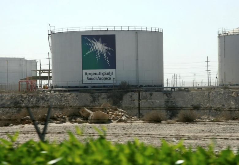 Oil tanks seen at the Saudi Aramco headquarters during a media tour at Damam city in this file photo dated November 11, 2007. REUTERS/ Ali Jarekji
