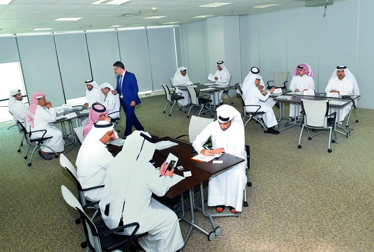 Employees in customer service participating the training programme, organised to develop the capabilities of employees in customer service, at The Municipal and Environmental Studies Center of the Ministry of Municipality and Environment.