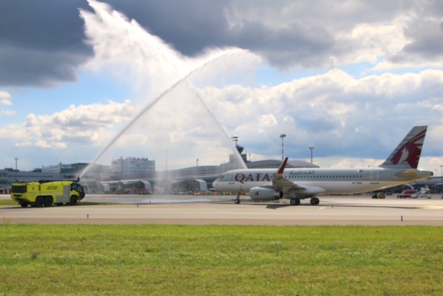Qatar Airways’ inaugural flight lands at Václav Havel Airport Prague.