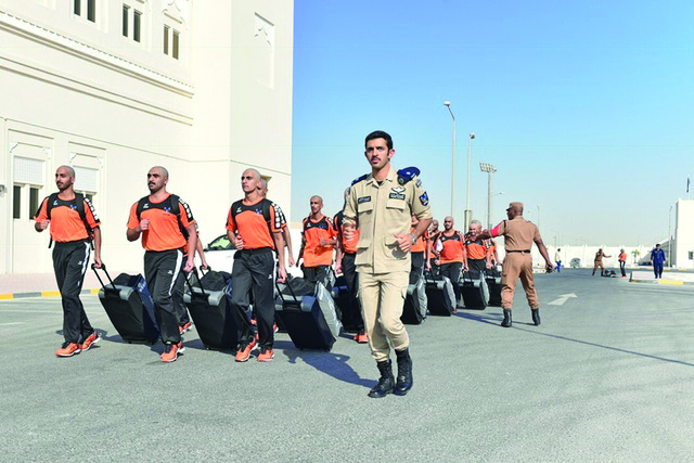 New students are received by officials at the Police College. 