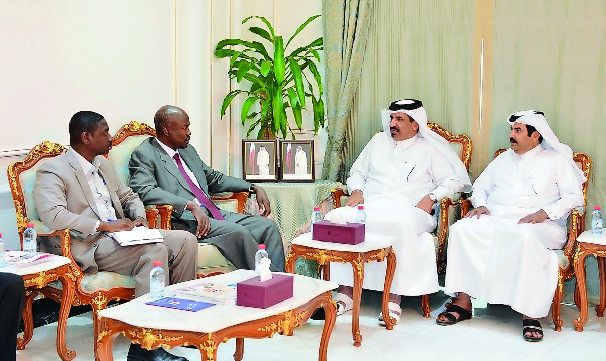 Mohamed bin Ahmed bin Towar (second right), Qatar Chamber Vice-Chairman; with members of Sudan delegation, at Qatar Chamber headquarterd, yesterday. 