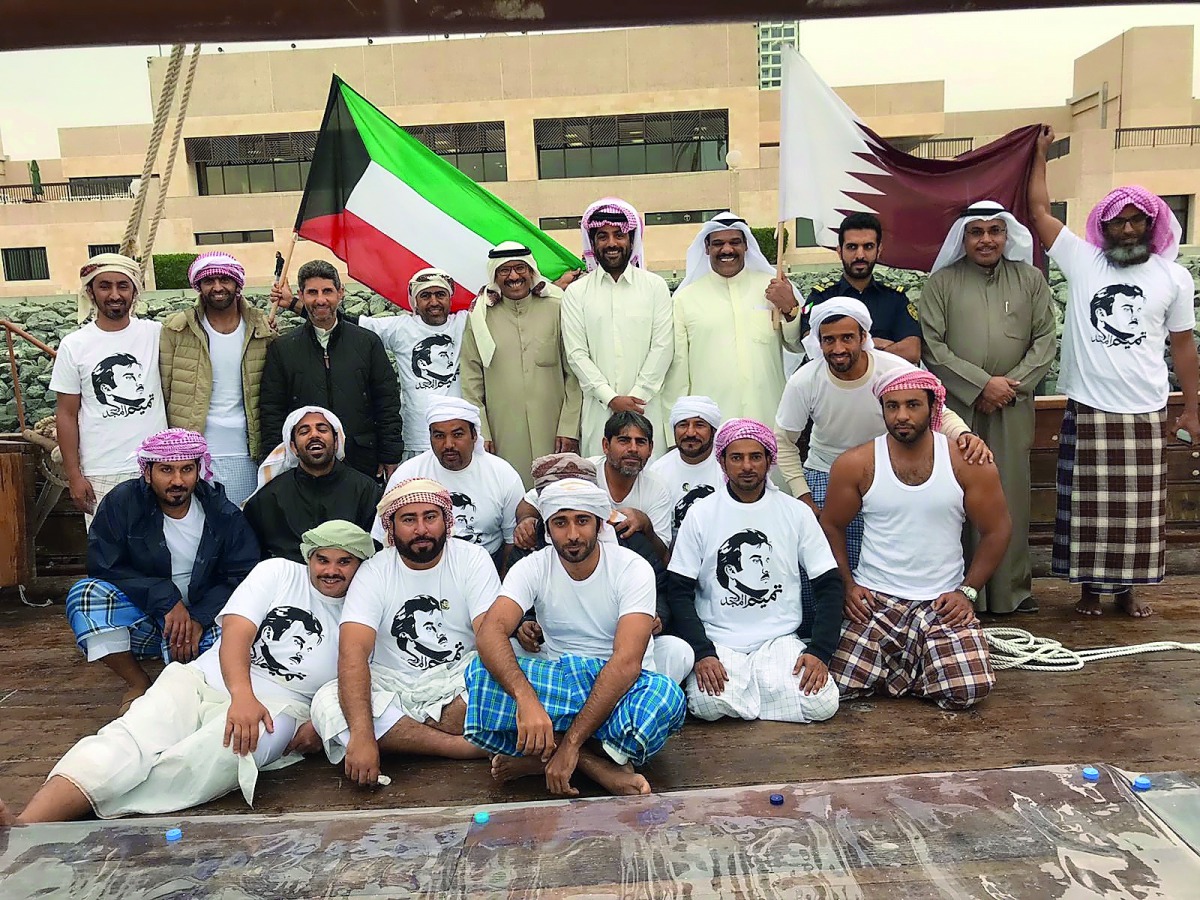 The crew of Fath Al Kheir 3 with Kuwaiti officials.