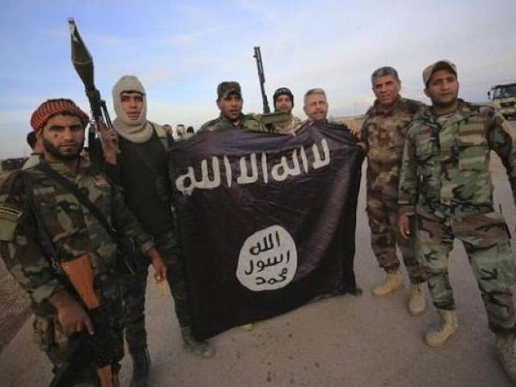 File photo of Islamic State fighters used for representation. Reuters