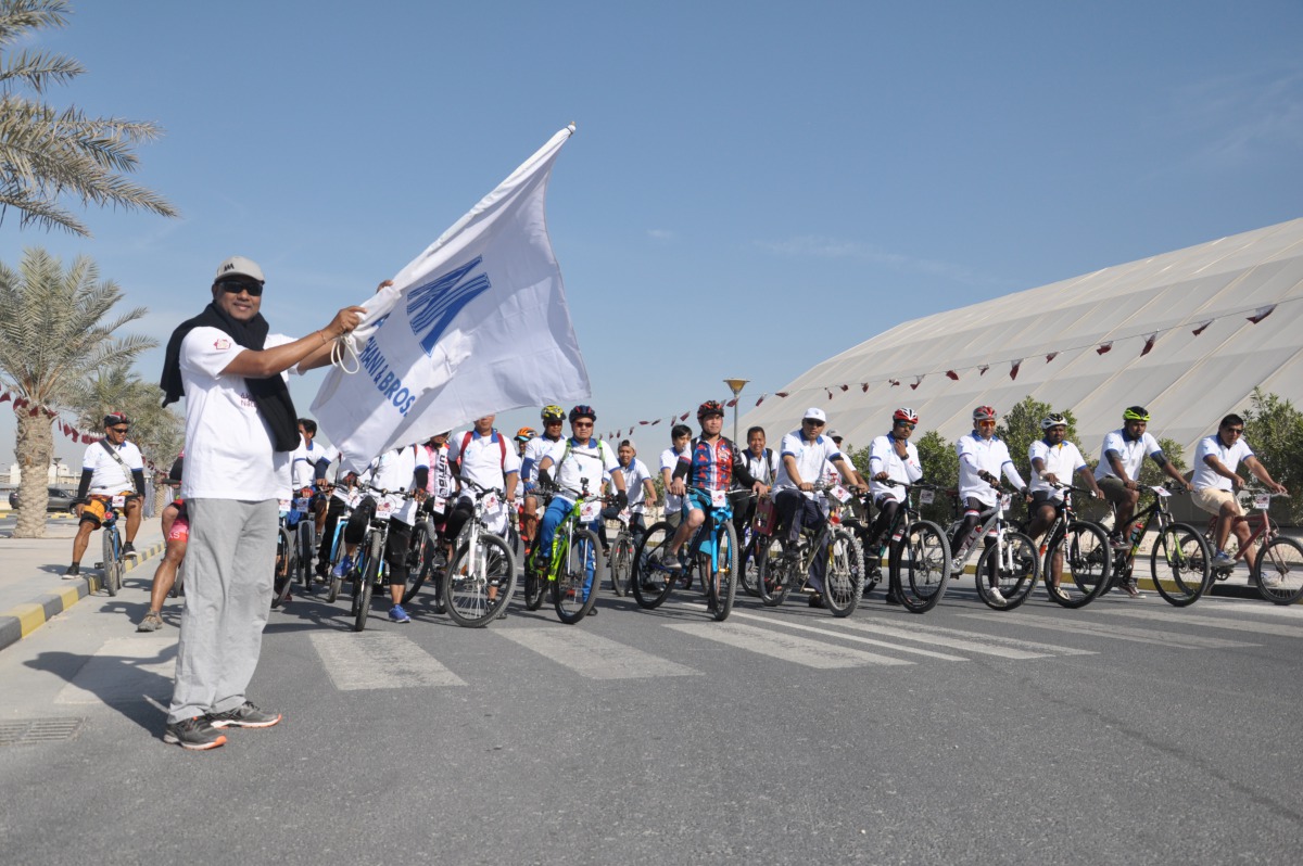 AAB Acting CEO R.K. Murugan flagging off the cycling contest.