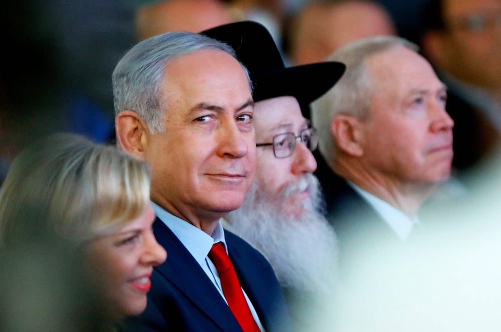 Israeli Prime Minister Benjamin Netanyahu attends an inauguration ceremony for a new emergency room at the Barzilai Hospital in the Israeli coastal city of Ashkelon on February 20, 2018. / AFP / JACK GUEZ