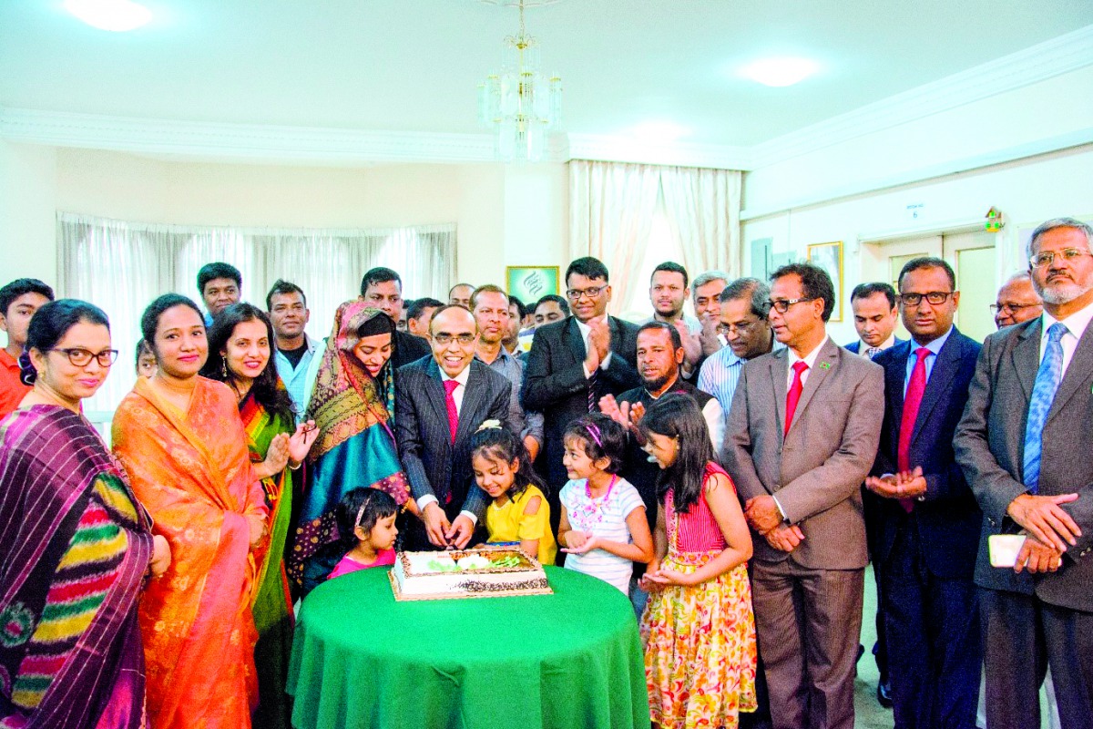 The Ambassador of Bangladesh, Ashud Ahmed, cutting a cake on the occasion of the 98th birth anniversary of the Father of the Nation, Bangabandhu Sheikh Mujibur Rahman, and National Children’s Day.