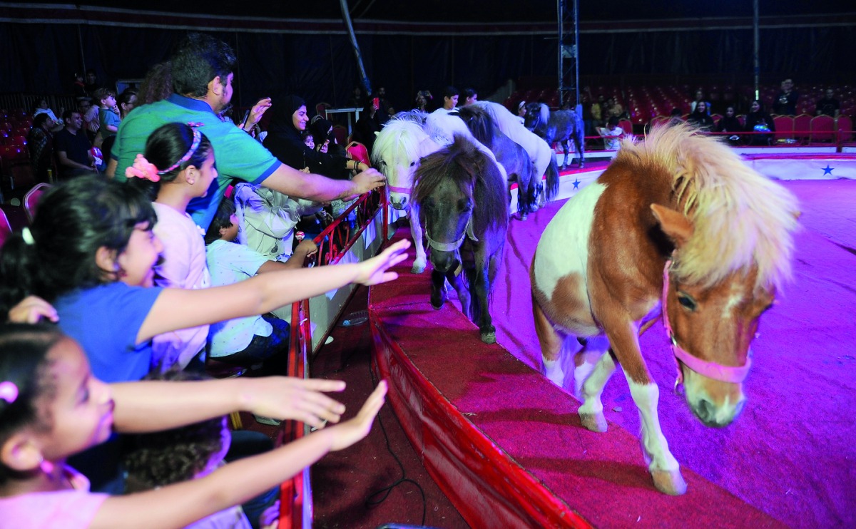 The visitors enjoying the Allegria Circus at Hotel Park yesterday. Pic: Abdul Basit / The Peninsula
