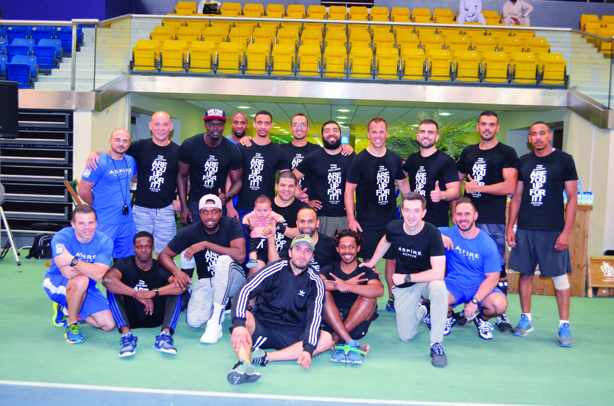 A group picture of the participants.