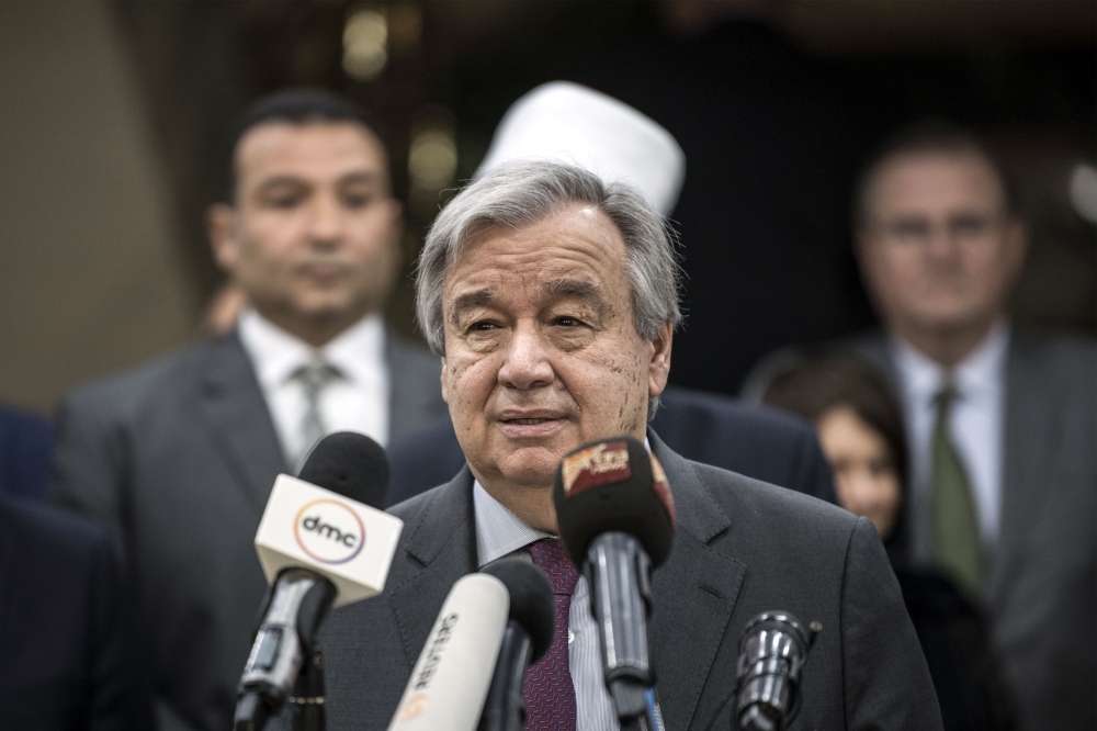 UN Secretary-General Antonio Guterres delivers a speech following a meeting with the Grand Imam of Al-Azhar, the Sunni Muslim world's foremost Islamic institution, in the Egyptian capital Cairo on April 2, 2019. / AFP / Khaled DESOUKI
