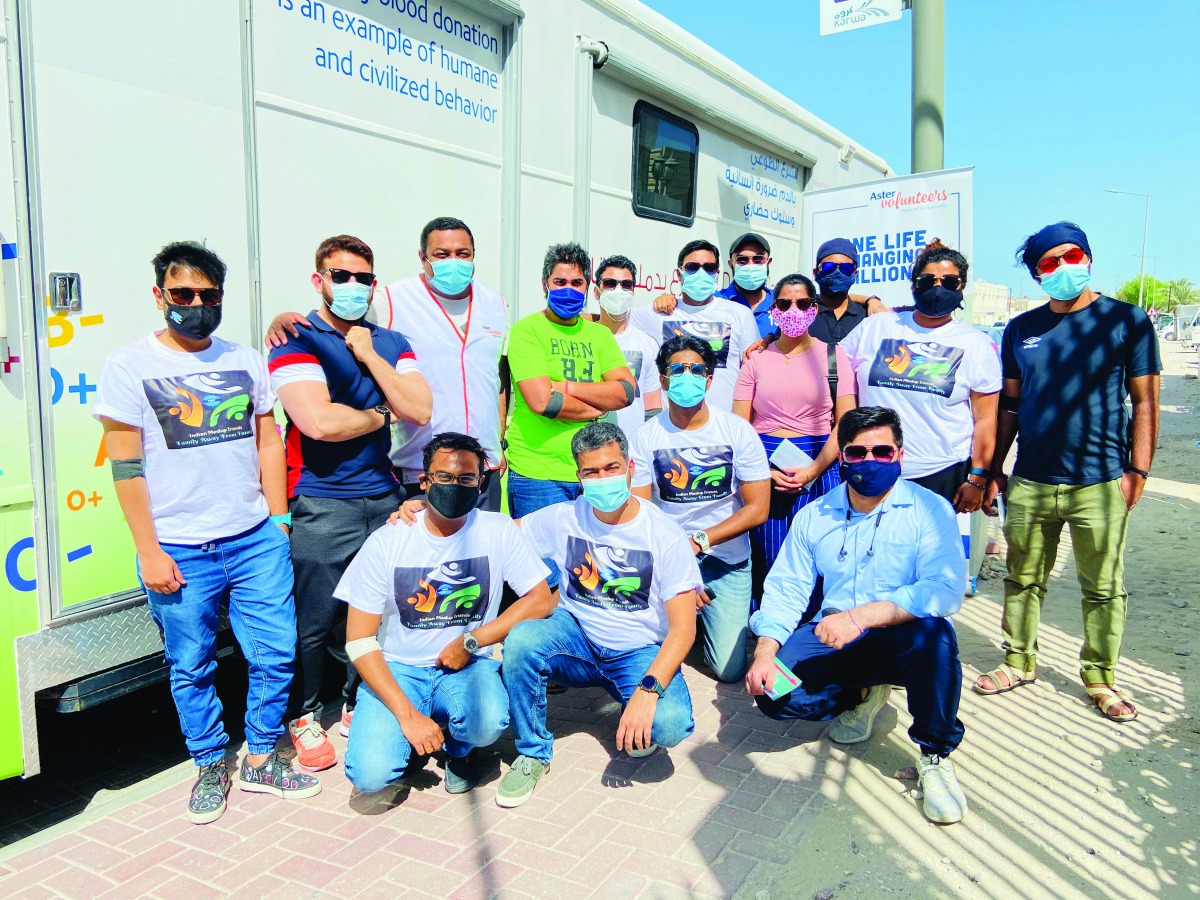 Donors and organisers during blood donation campaign. 