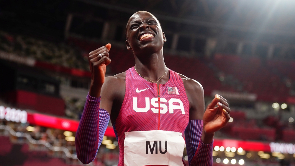 Athing Mu of the United States celebrates winning the gold medal REUTERS/Aleksandra Szmigiel