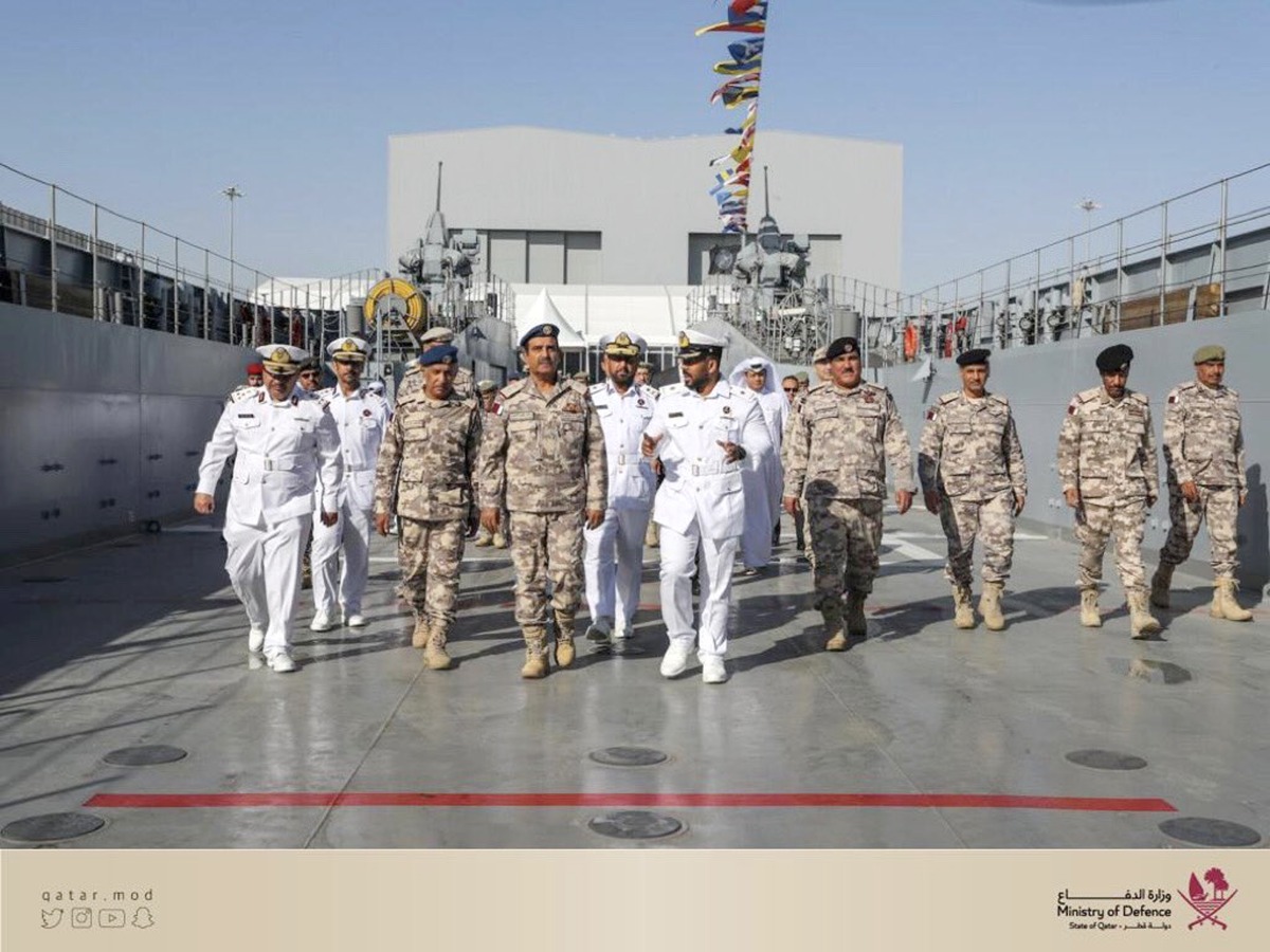Chief of Staff of Qatar Armed Forces Staff Lieutenant General (Pilot), H E Salem bin Hamad bin Aqeel Al Nabit with the officers at the ceremony.