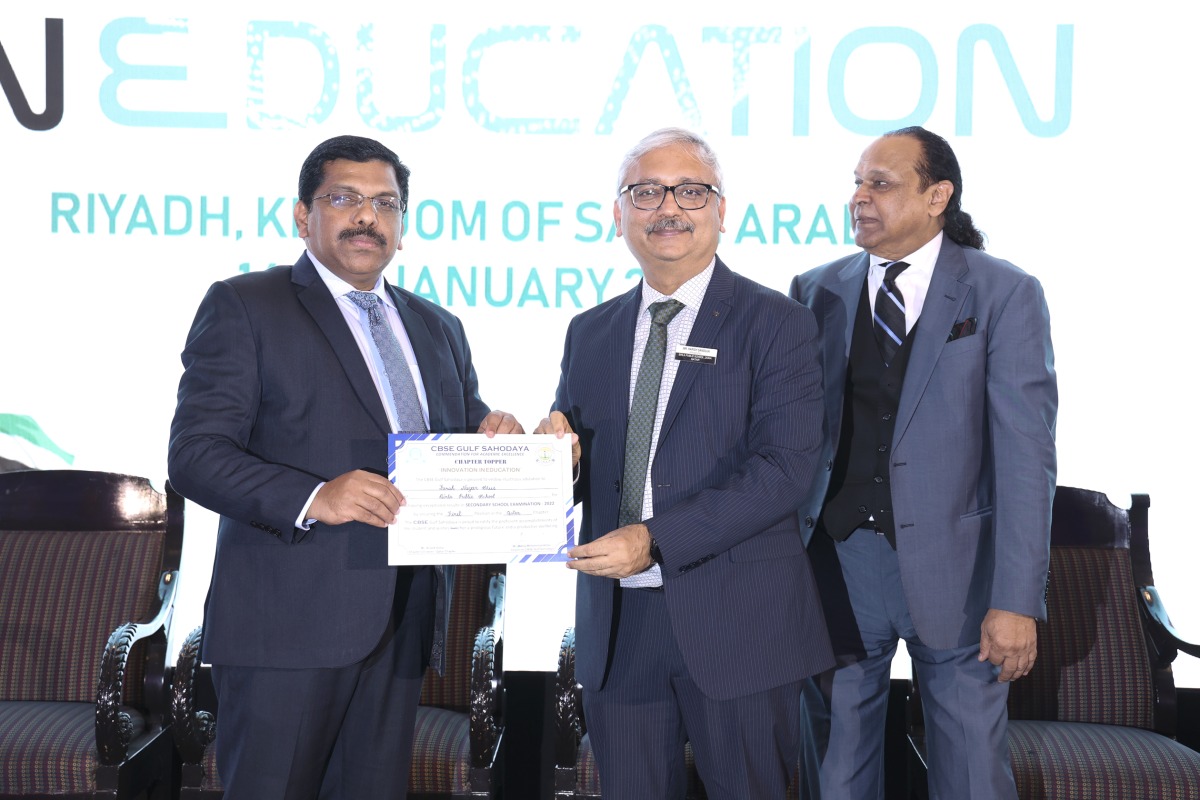 Academic Director and Principal of Birla Public School, Harish Sanduja, receiving the awards on behalf of the students.