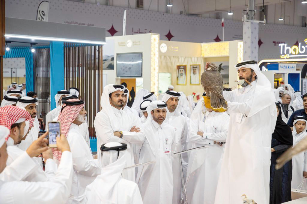 Qatari Olympic Committee President H E Sheikh Joaan bin Hamad Al Thani and Katara General Manager, Prof Dr. Khalid bin Ibrahim Al Sulaiti along with other officials visit the exhibition.