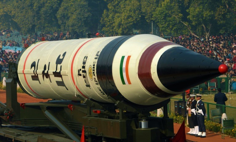 File: Agni-5 Missile during a rehersal in 2013 for the Republic Day parade in New Delhi / Raveendran