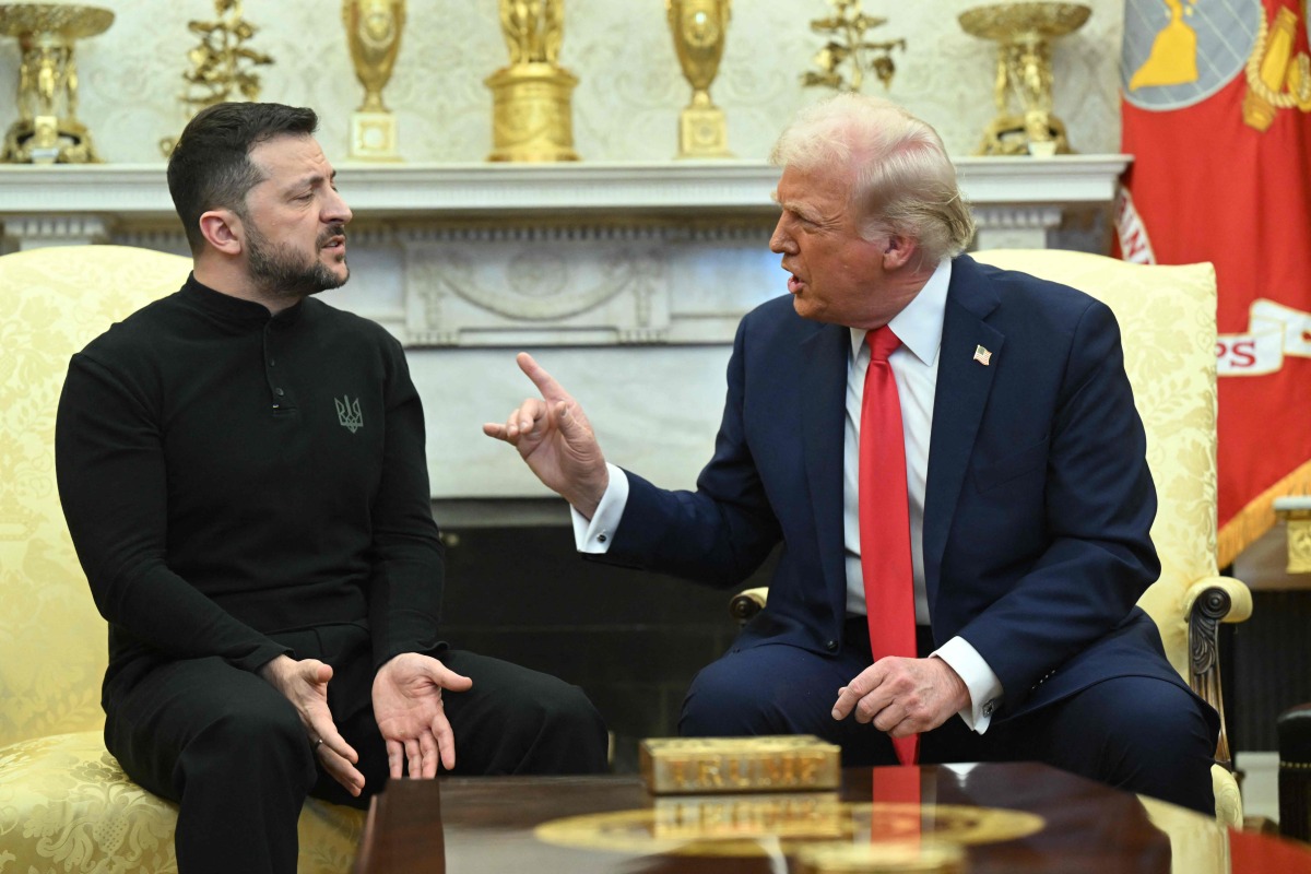 US President Donald Trump and Ukraine's President Volodymyr Zelensky meet in the Oval Office of the White House in Washington, DC, February 28, 2025. (Photo by SAUL LOEB / AFP)
