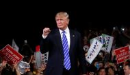 Republican presidential nominee Donald Trump holds a rally with supporters at the Suburban Collection Showplace in Novi, Michigan, US September 30, 2016. Reuters/Jonathan Ernst