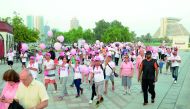 Volunteers and participants during the campaign. 