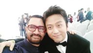 Aamir Khan with Chinese superstar Deng Chao. Source: Twitter 