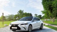 A Lexus ES 300h
