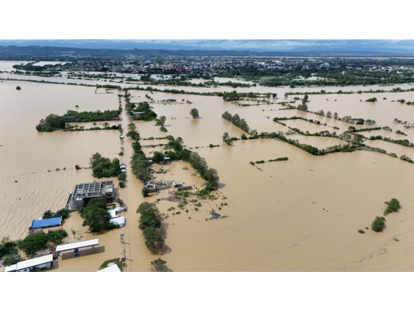 Philippines Cyclone destroyed houses and properties