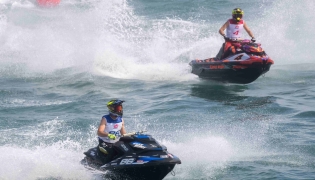 Francois Medori and Jeremy Perez in Runabout GP1 action.