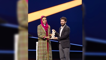 Chairperson of Qatar Foundation H H Sheikha Moza bint Nasser presenting the 2024–2025 WISE Prize for Education (first place) to Director of Product Engineering at Tumo Path, Vahakn Papazian, yesterday. 