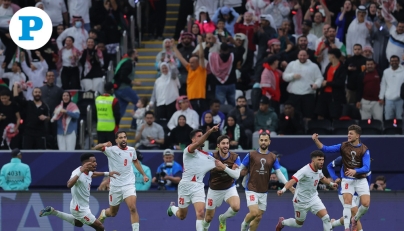 Jordan players celebrate after defeating the UAE in the FIFA Arab Cup 2025 semi-final at Al-Bayt Stadium. PICTURES: MOHAMMED FARAG/THE PENINSULA
