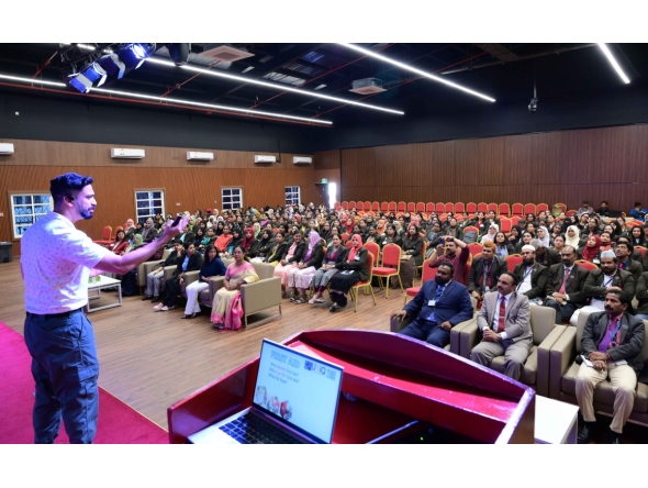 MES teachers during the orientation programme.