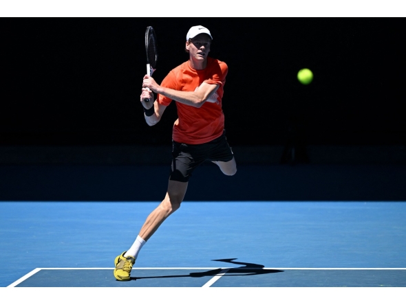Italy's Jannik Sinner attends a practice session ahead of the 2026 Australian Open tennis tournament in Melbourne on January 17, 2026. (Photo by WILLIAM WEST / AFP)
