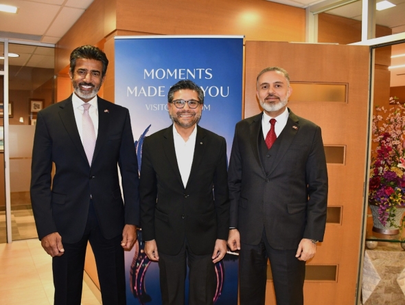 Years of Culture Adviser on Latin America and Qatar’s former Ambassador to Mexico H E Mohammed Al Kuwari (left) with other officials.