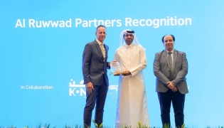 Assistant Undersecretary for Higher Education Affairs at MoEHE Dr. Hareb Mohammed Al Jabri honouring Deputy Head of Mission at British Embassy in Qatar Duncan Hill during the ceremony.