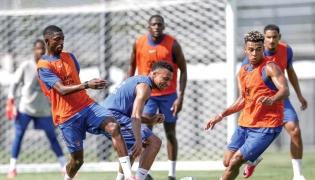 France’s players take part in a training session. 